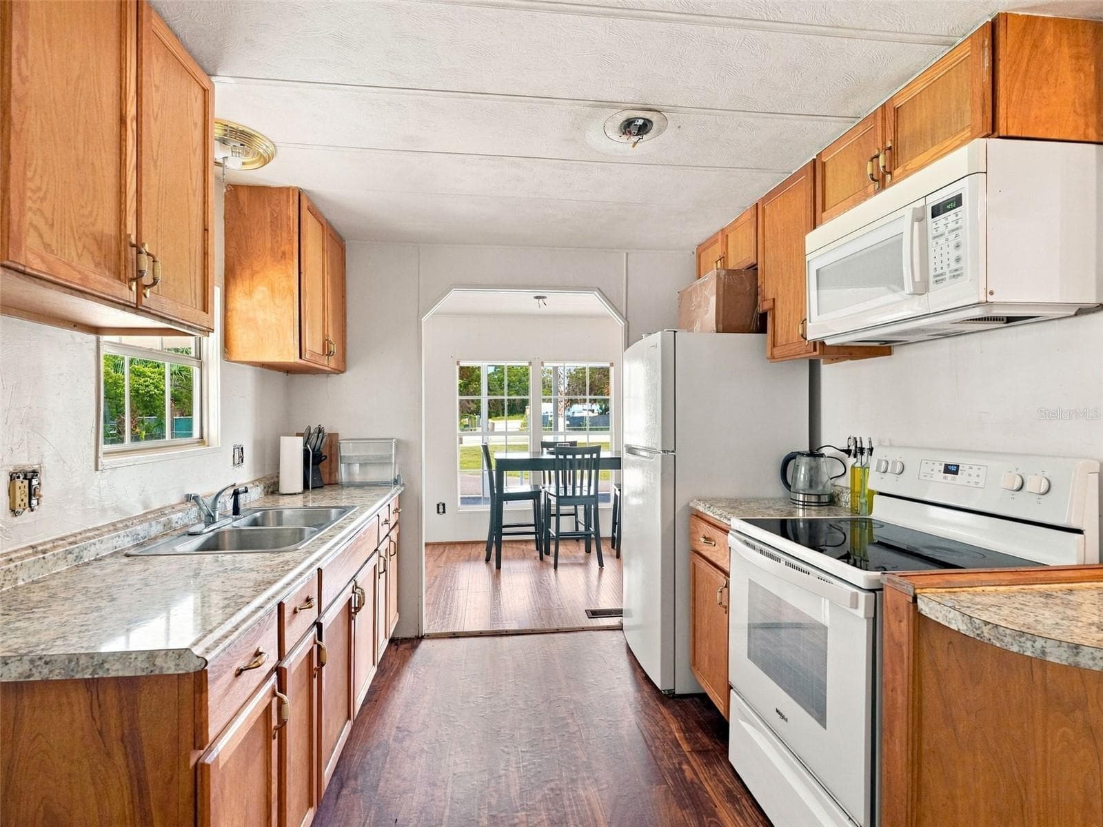 Mobile Home at 13139 HICKS RD, HUDSON, photo 4 of 36
