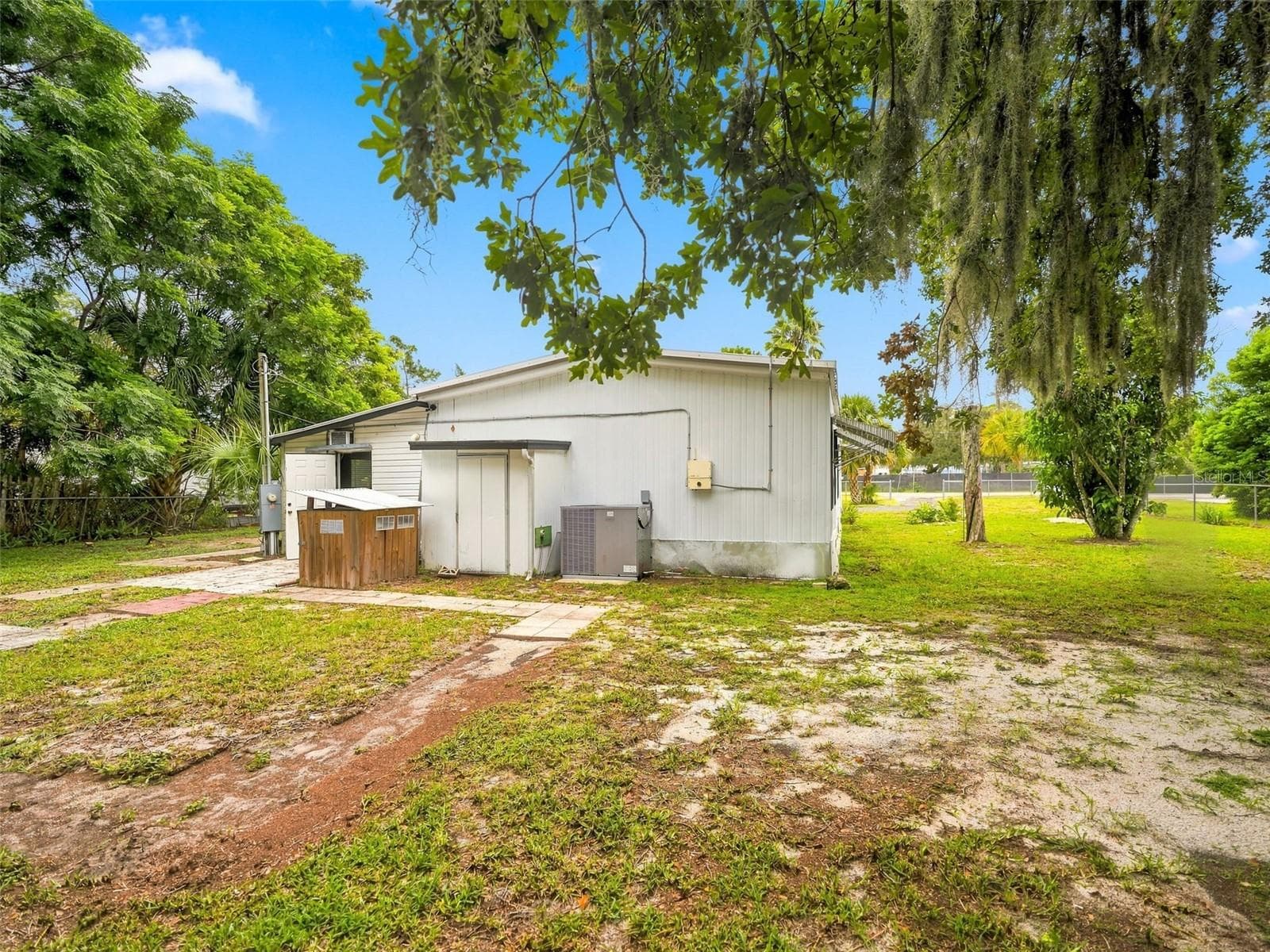 Mobile Home at 13139 HICKS RD, HUDSON, photo 27 of 36