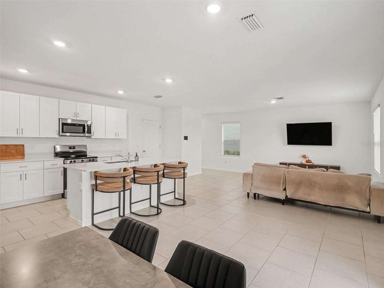 Single Family Residence at 3805 AMBERSWEET XING, PARRISH, photo 12 of 36