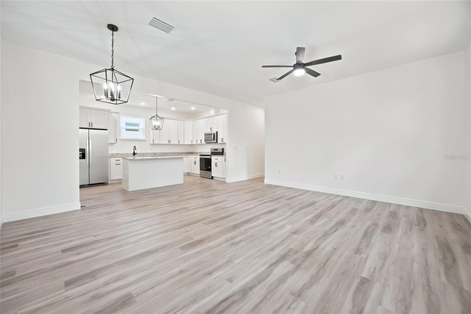 Single Family Residence at 62 ORANGE BLOSSOM DR, EUSTIS, photo 6 of 36