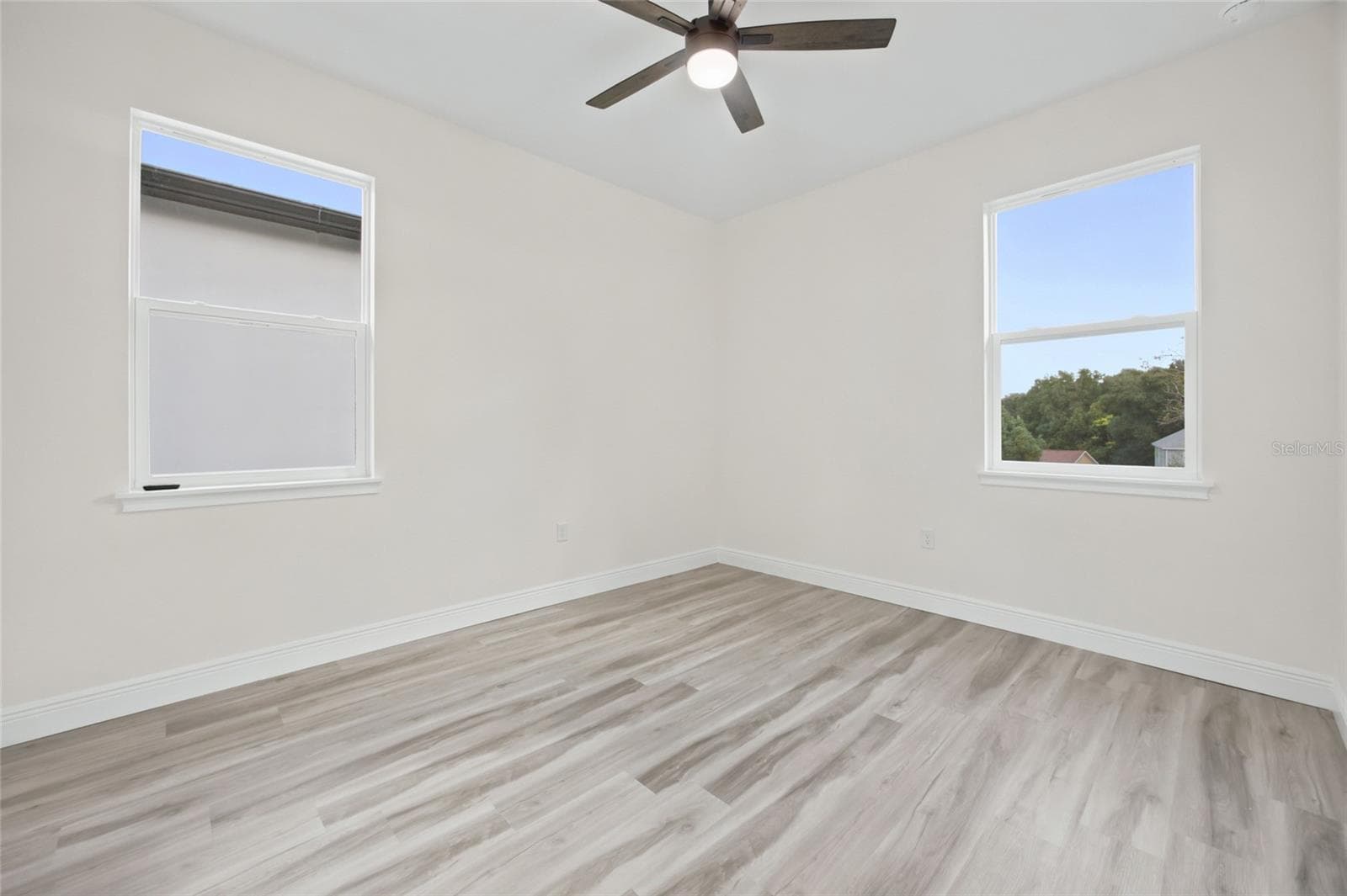 Single Family Residence at 62 ORANGE BLOSSOM DR, EUSTIS, photo 20 of 36