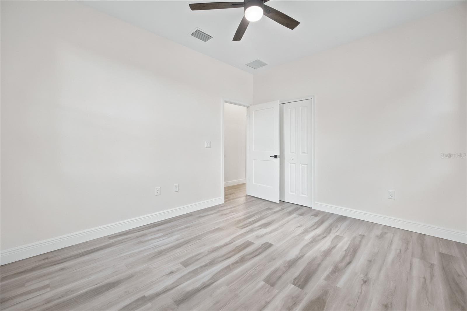 Single Family Residence at 62 ORANGE BLOSSOM DR, EUSTIS, photo 21 of 36