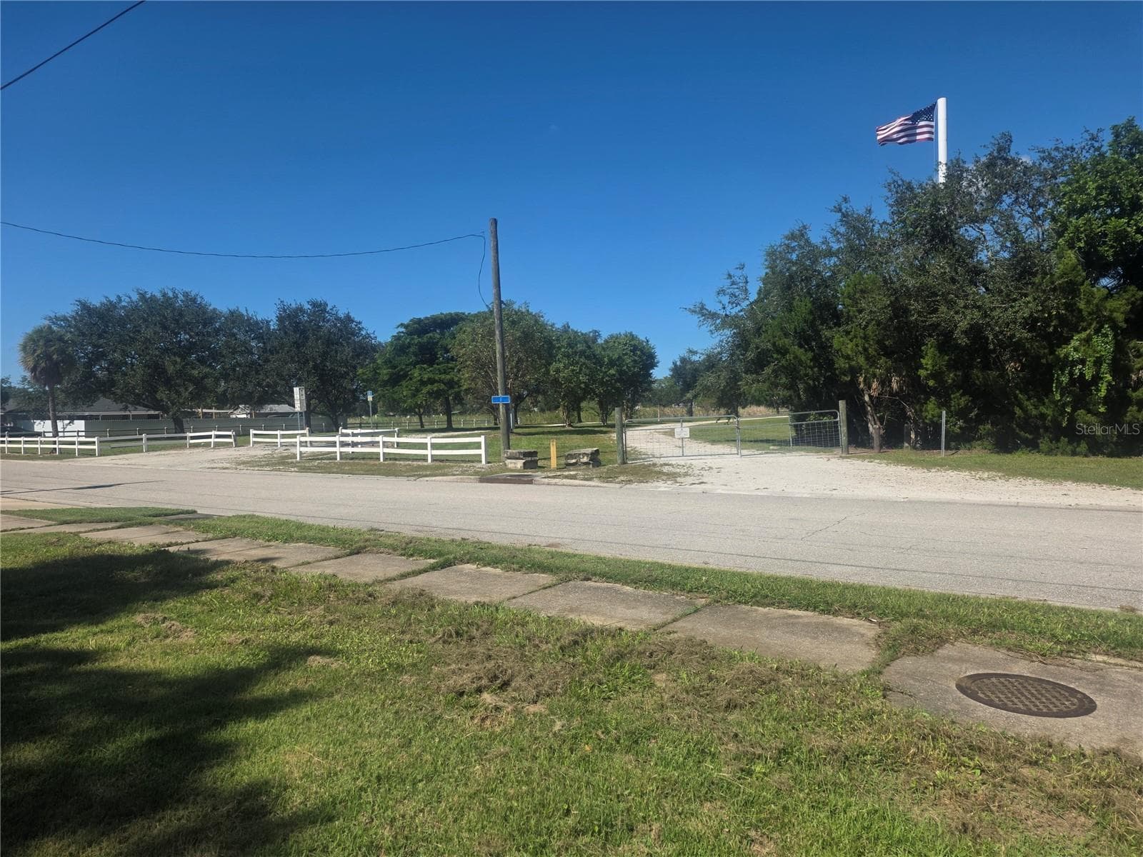 Park entrance - J H BRUNJES, PALMETTO