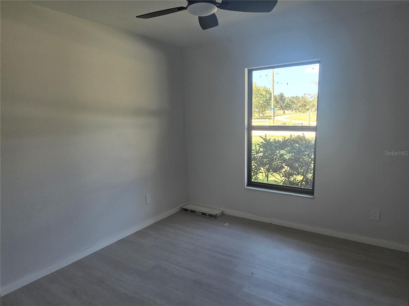 Single Family Residence at J H BRUNJES, PALMETTO, photo 6 of 12