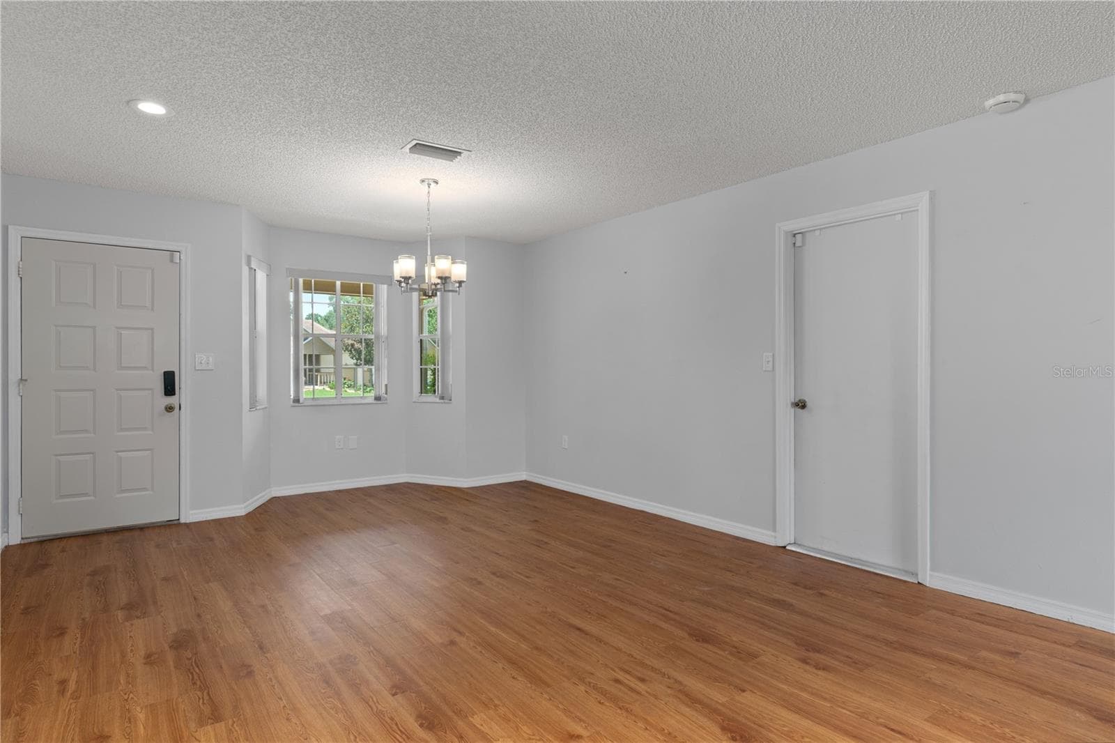 Single Family Residence at 3644 N LAURELWOOD LOOP, BEVERLY HILLS, photo 22 of 115