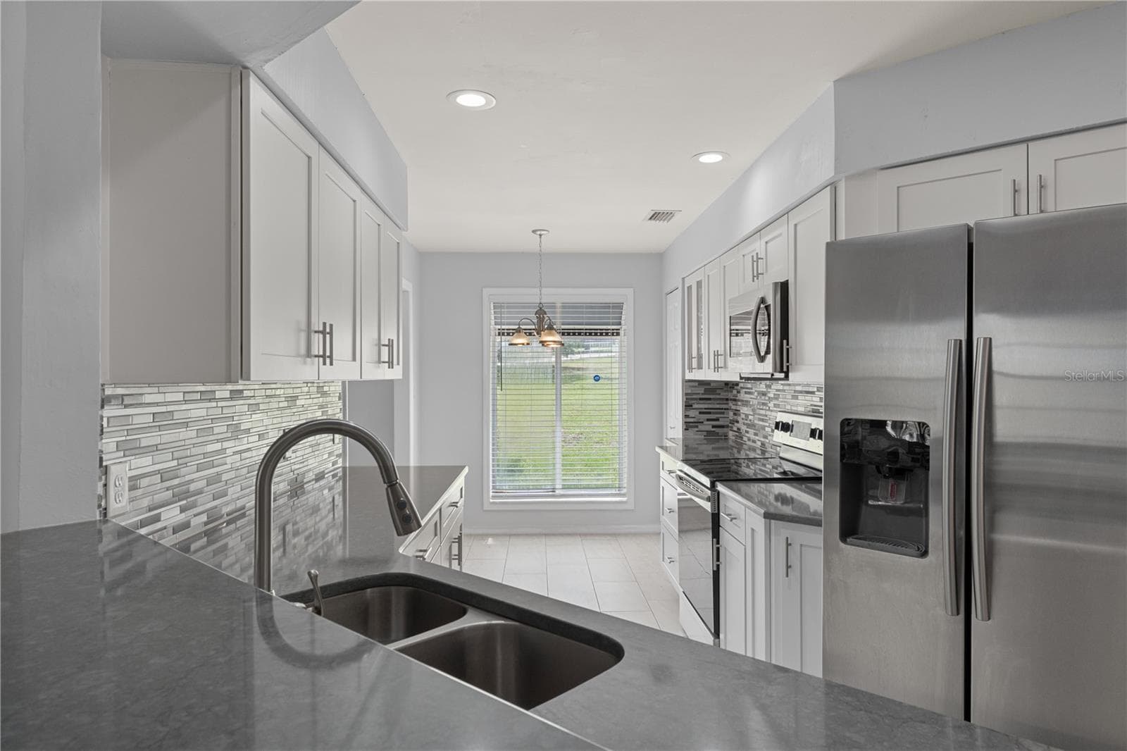 Single Family Residence at 3644 N LAURELWOOD LOOP, BEVERLY HILLS, photo 36 of 115