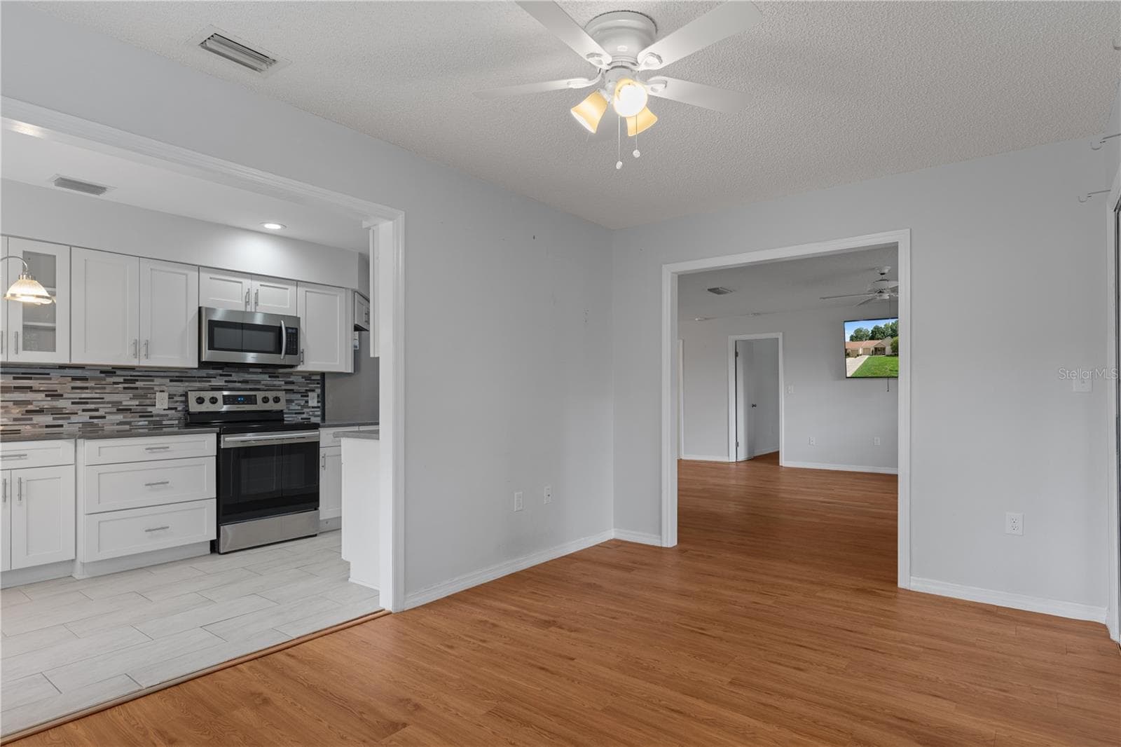 Single Family Residence at 3644 N LAURELWOOD LOOP, BEVERLY HILLS, photo 52 of 115