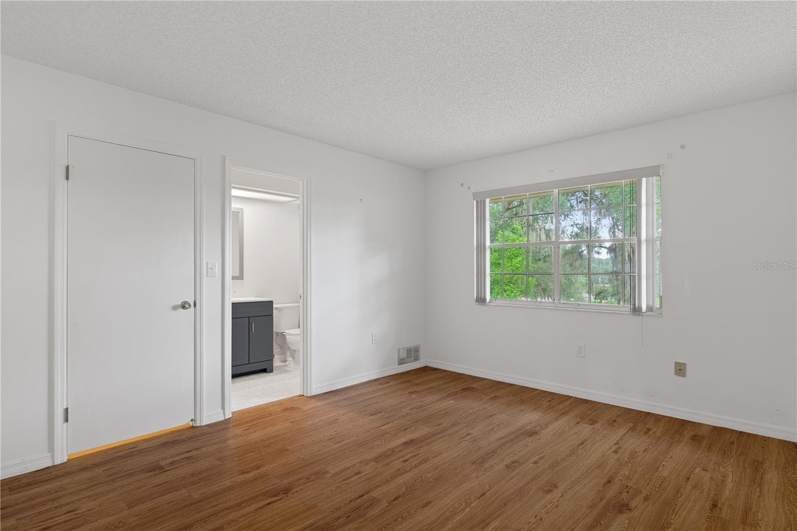 Single Family Residence at 3644 N LAURELWOOD LOOP, BEVERLY HILLS, photo 60 of 115