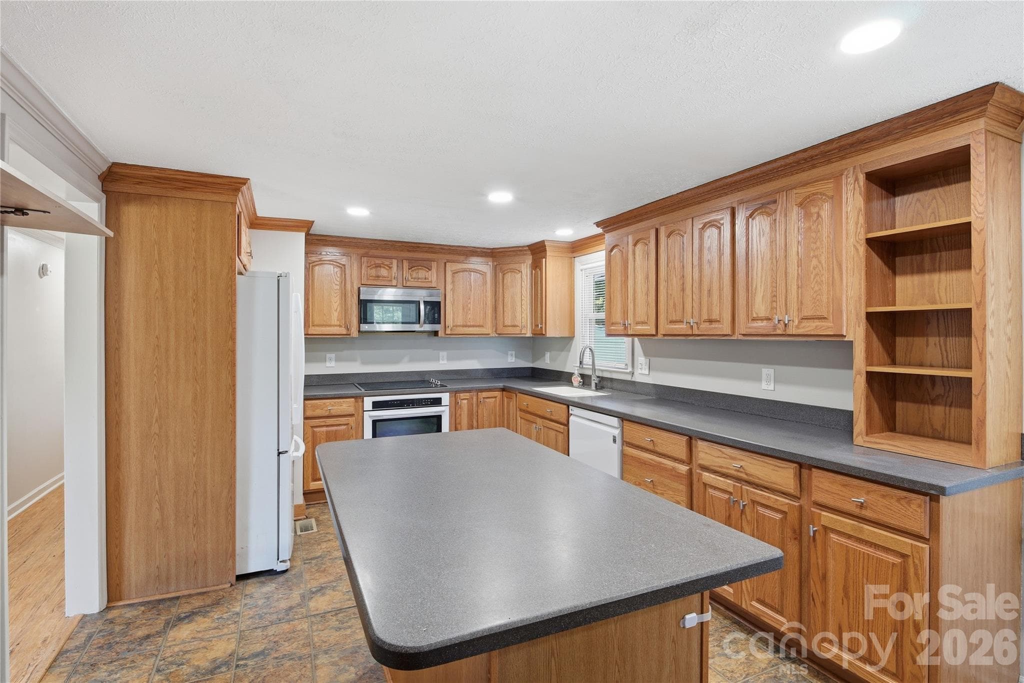 Single Family Residence at 690 Rama Wood Drive SE, Concord, photo 16 of 22