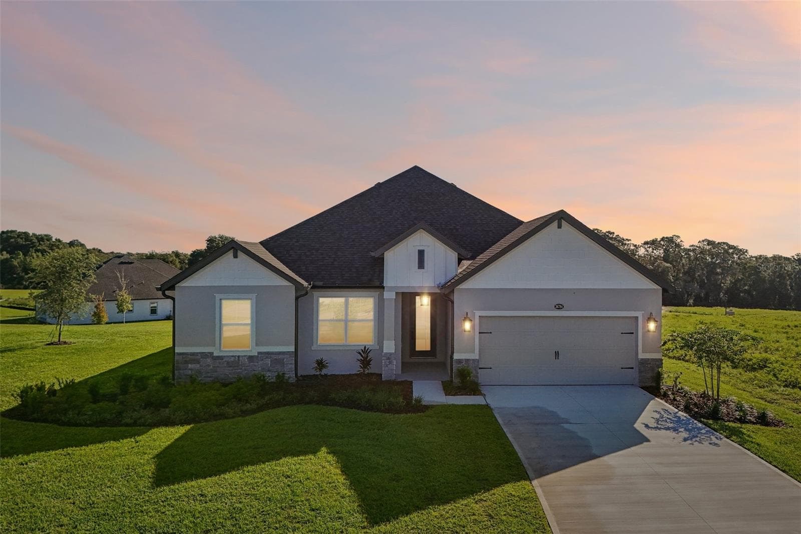 Single Family Residence at 36794 SUNDOWNER TRL, FRUITLAND PARK, photo 2 of 27