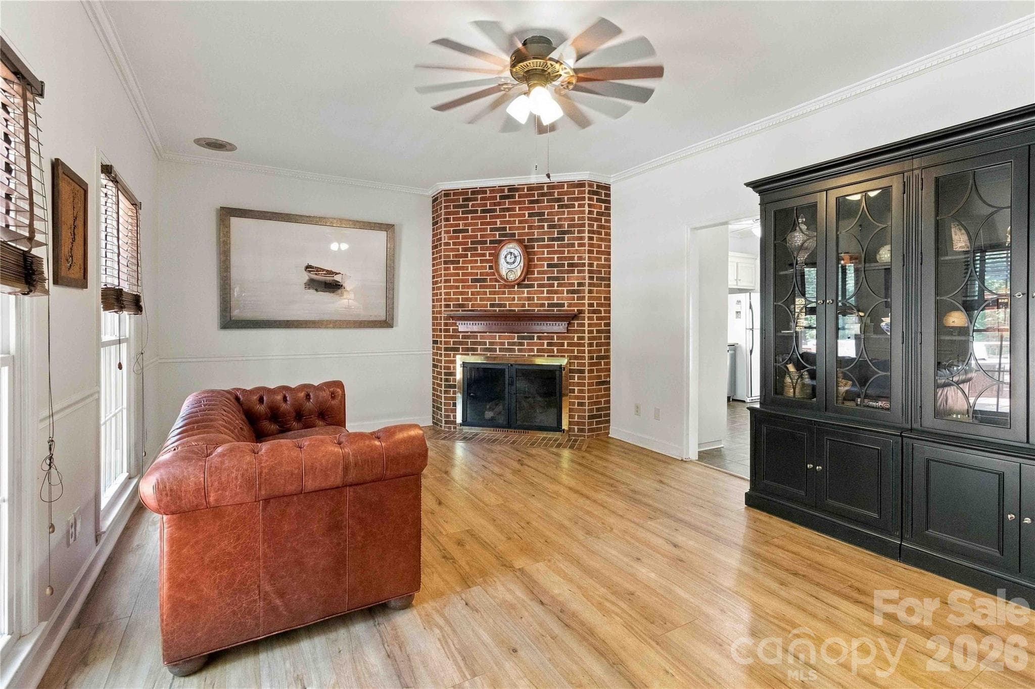Single Family Residence at 1247 Trailstream Drive, Lancaster, photo 16 of 43