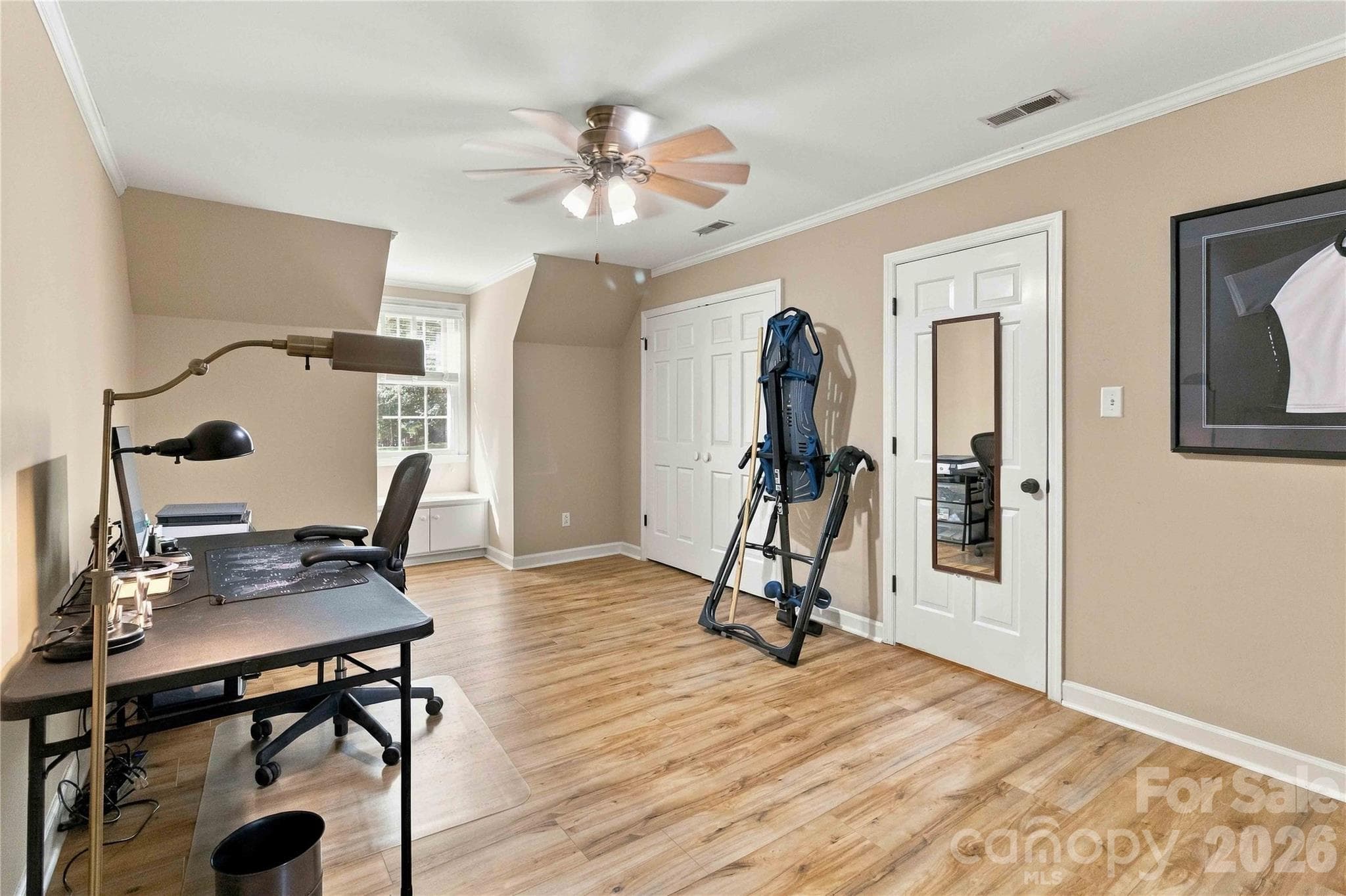 Single Family Residence at 1247 Trailstream Drive, Lancaster, photo 28 of 43