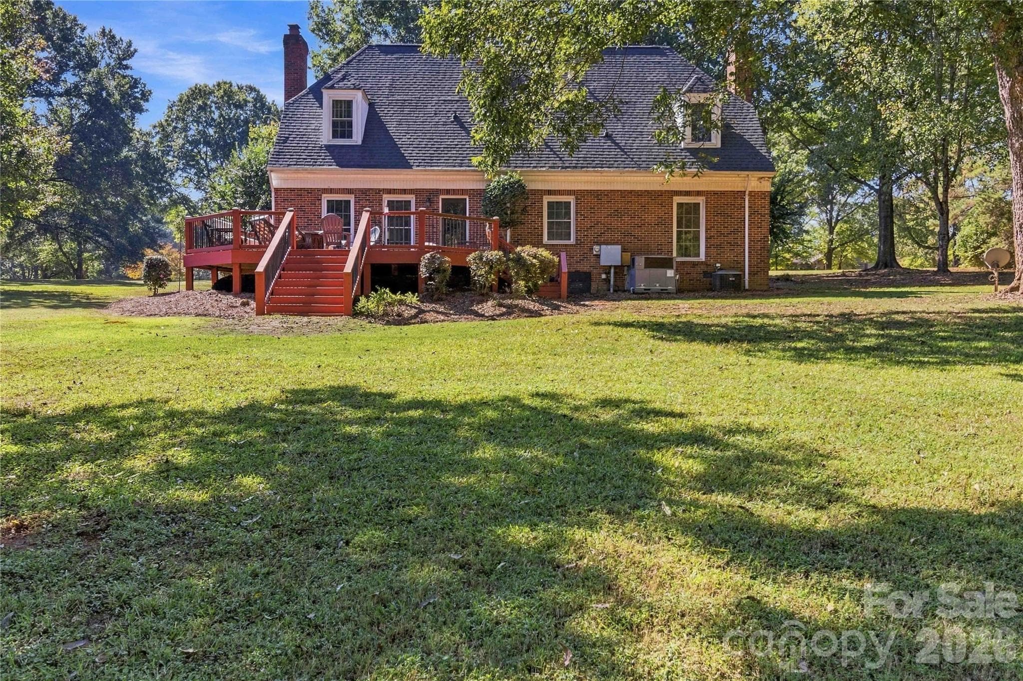 Single Family Residence at 1247 Trailstream Drive, Lancaster, photo 31 of 43