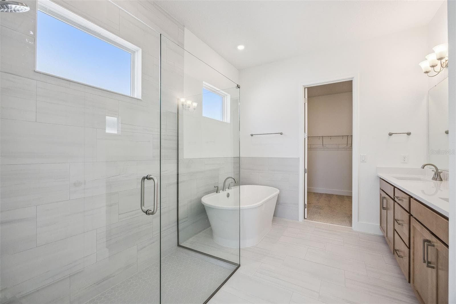 Primary bathroom - 17428 HONEYBELL TANGELO CT, WINTER GARDEN