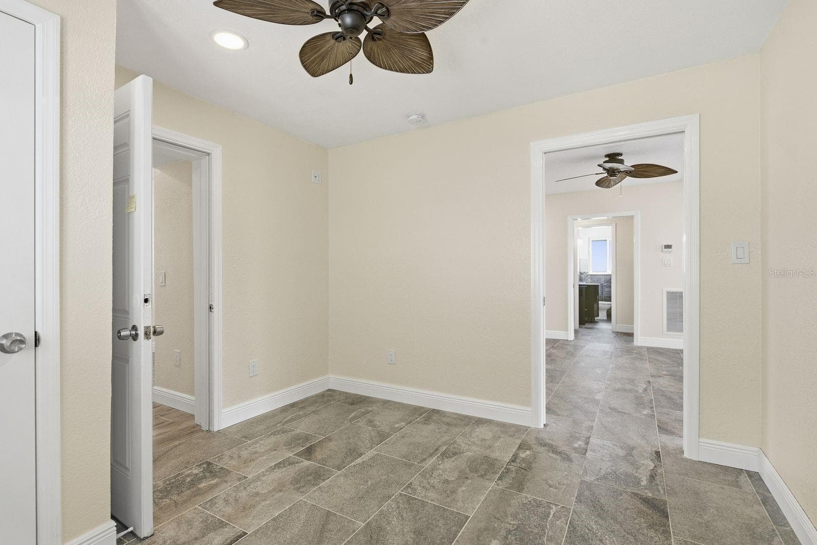 Single Family Residence at 14223 E PARSLEY DR, MADEIRA BEACH, photo 13 of 70