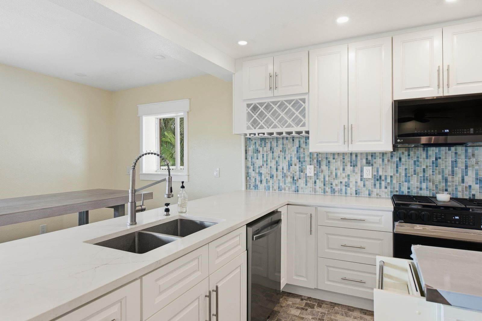 Single Family Residence at 14223 E PARSLEY DR, MADEIRA BEACH, photo 32 of 70