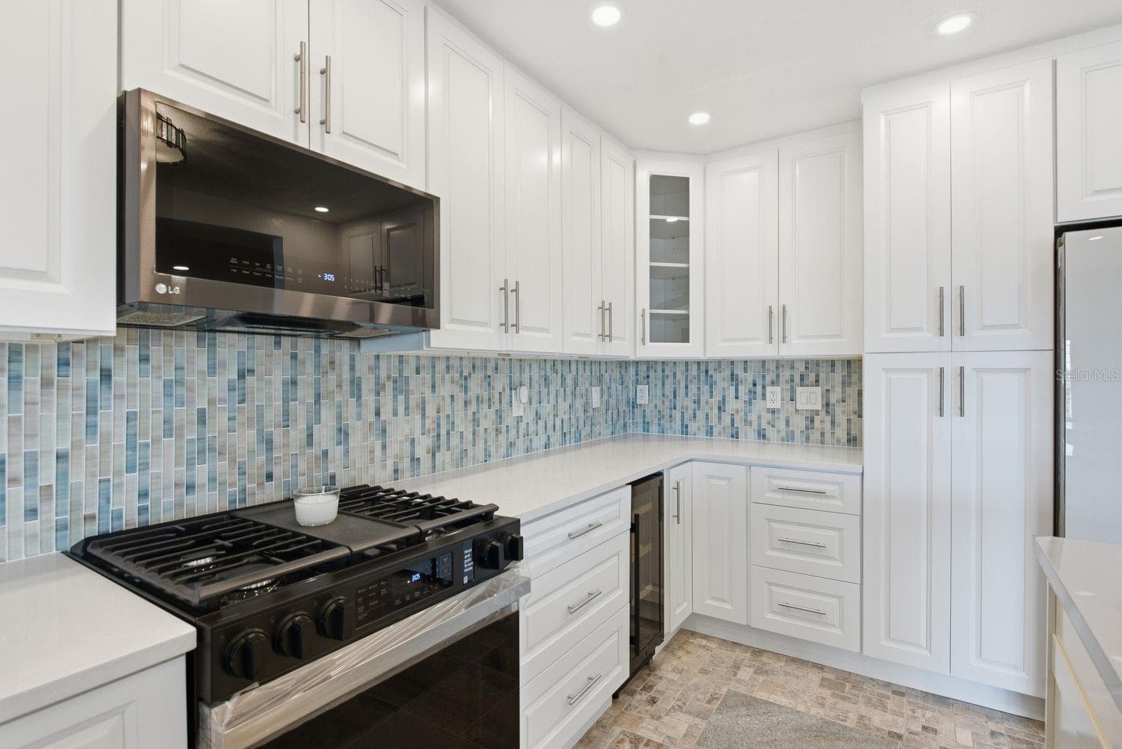 Single Family Residence at 14223 E PARSLEY DR, MADEIRA BEACH, photo 33 of 70