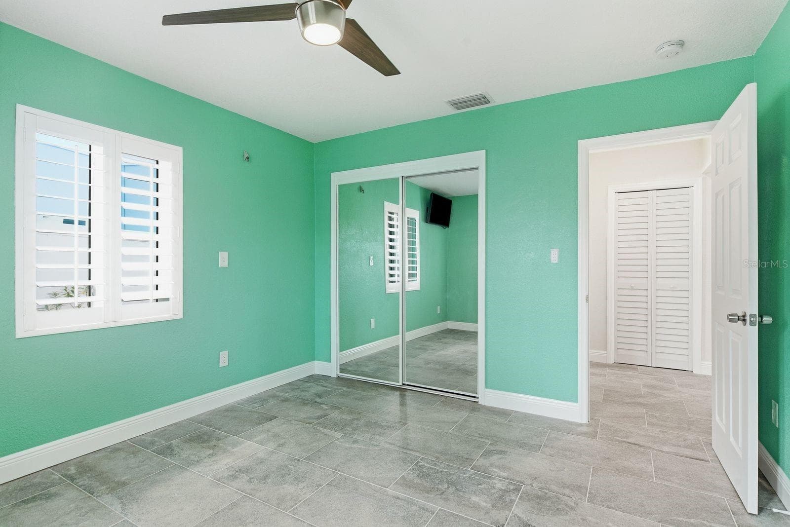 Single Family Residence at 14223 E PARSLEY DR, MADEIRA BEACH, photo 43 of 70