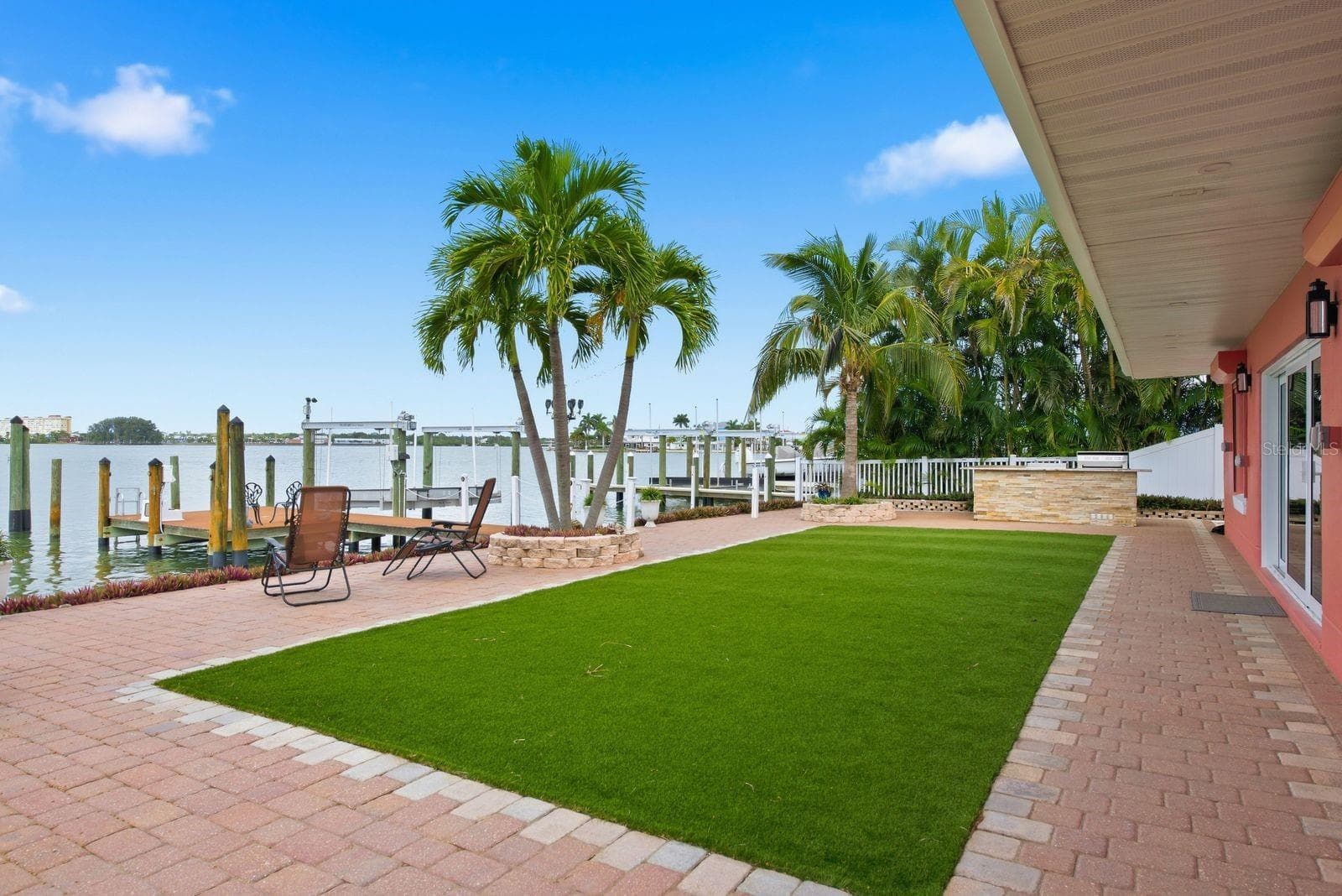 Single Family Residence at 14223 E PARSLEY DR, MADEIRA BEACH, photo 55 of 70