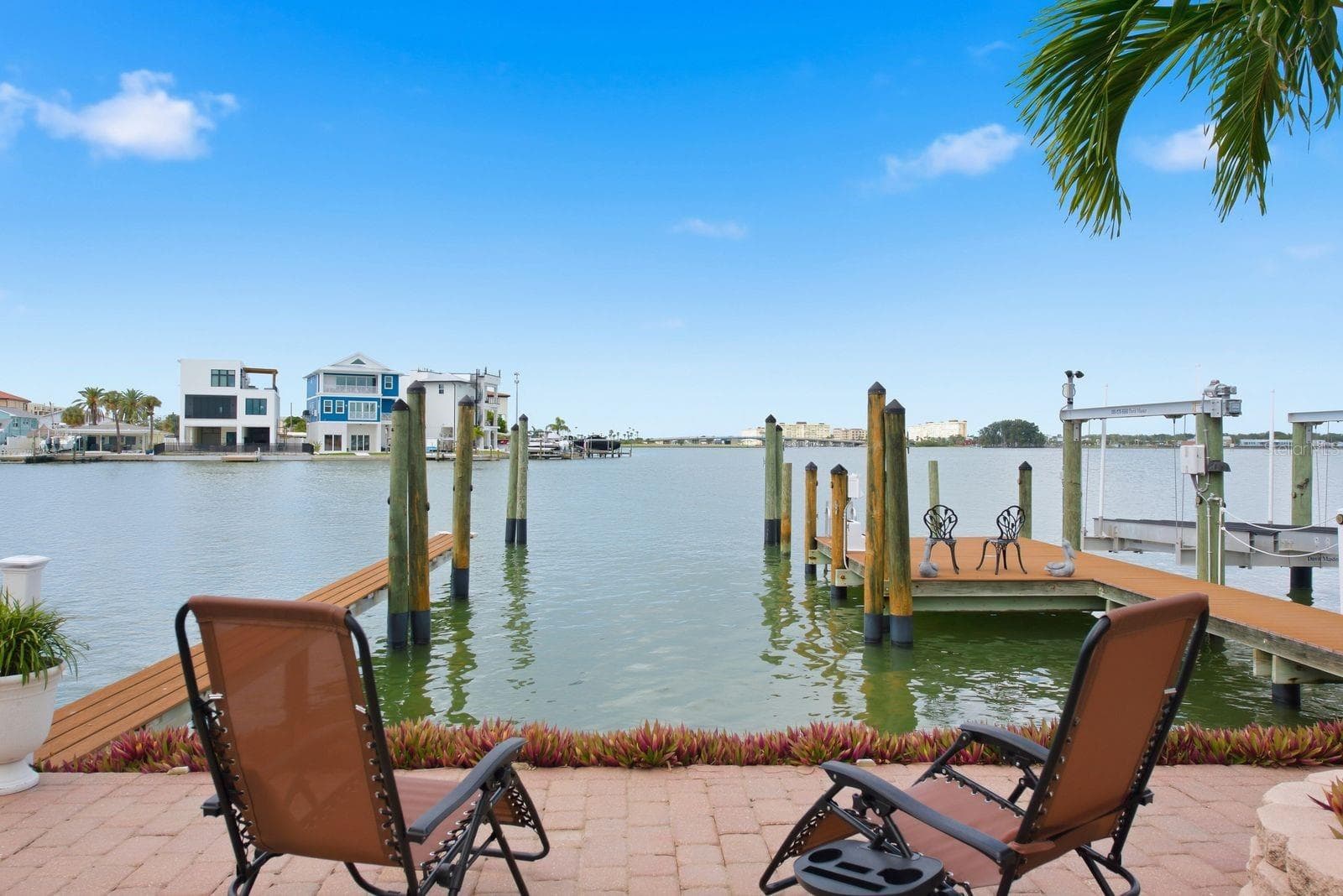 Single Family Residence at 14223 E PARSLEY DR, MADEIRA BEACH, photo 58 of 70