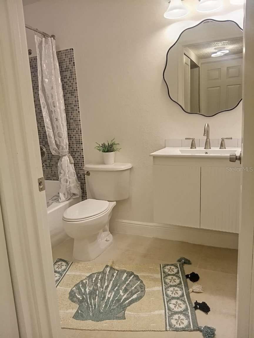 Condominium at 10024 STRAFFORD OAK CT #807, TAMPA, photo 32 of 48