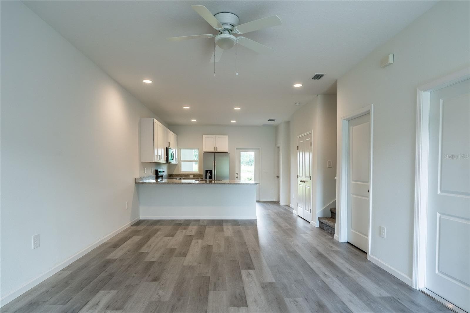 Single Family Residence at 106 E 18TH ST, APOPKA, photo 7 of 32