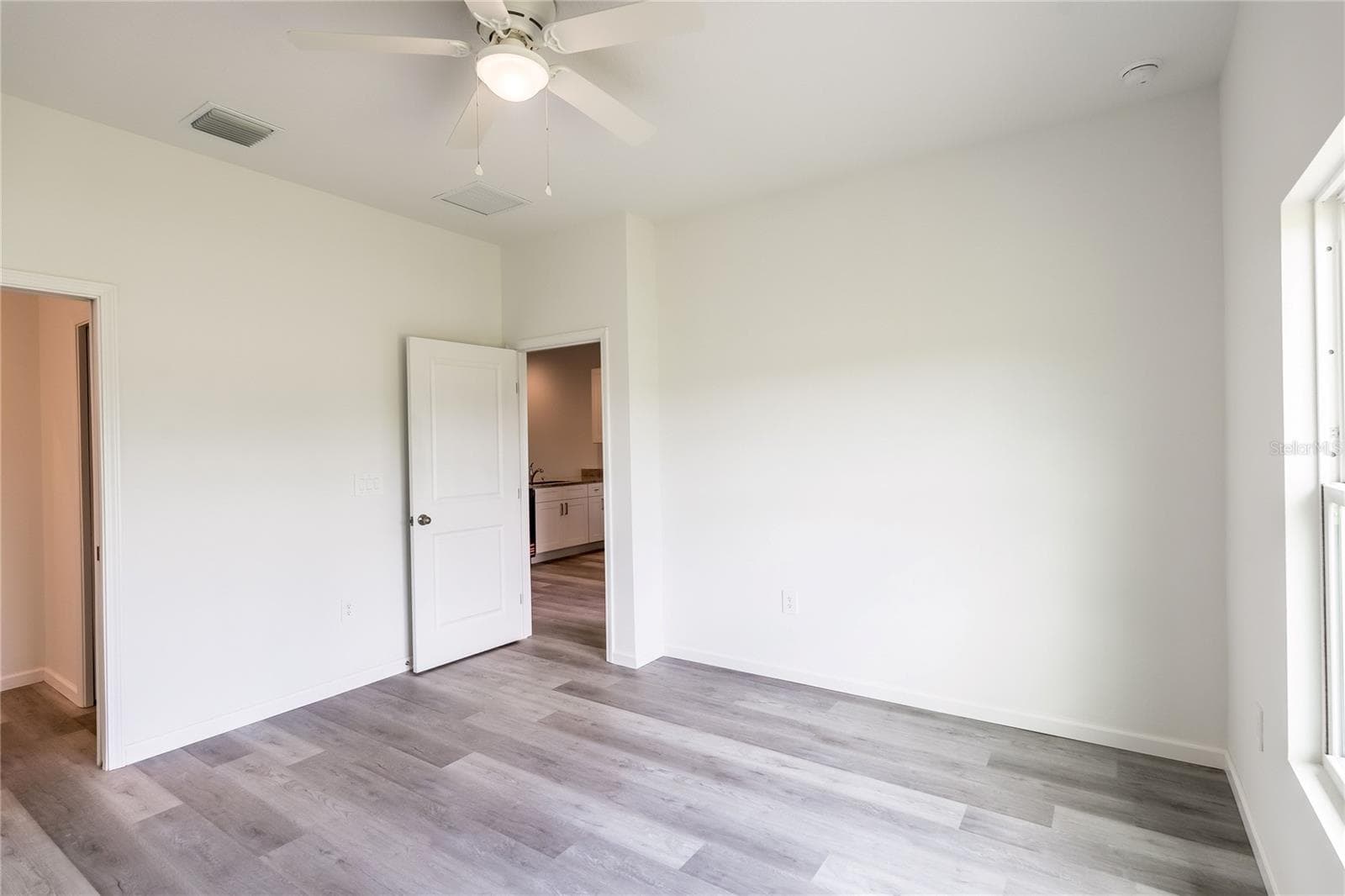 Single Family Residence at 106 E 18TH ST, APOPKA, photo 16 of 32