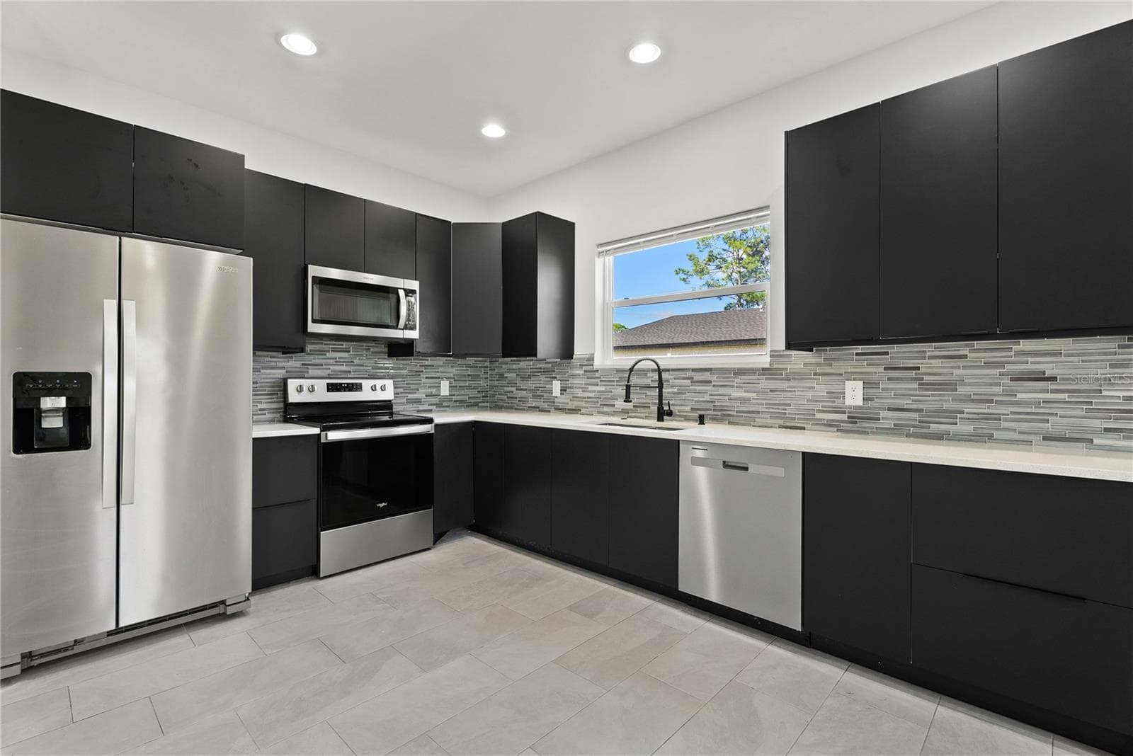 Kitchen - 5784 GADSHAW AVE, NORTH PORT