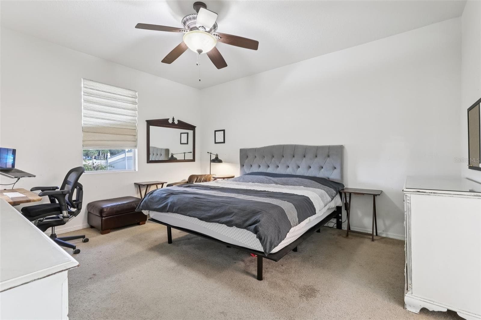Single Family Residence at 1689 STRATHMORE CIR, MOUNT DORA, photo 14 of 37