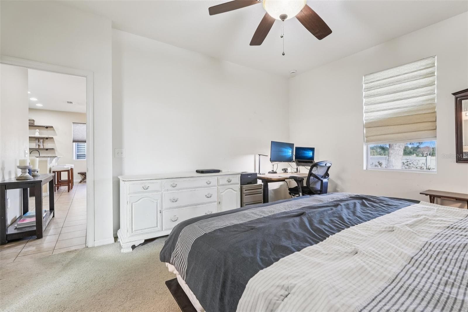Single Family Residence at 1689 STRATHMORE CIR, MOUNT DORA, photo 15 of 37