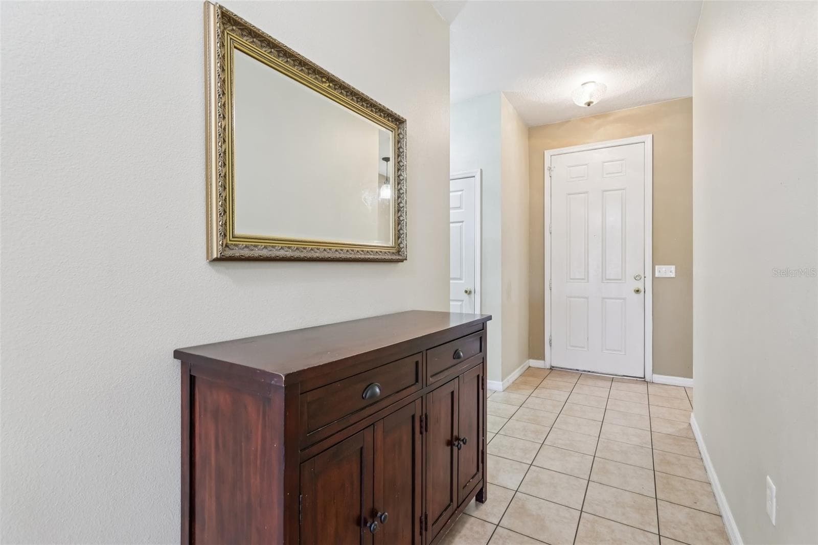 Single Family Residence at 1689 STRATHMORE CIR, MOUNT DORA, photo 29 of 37