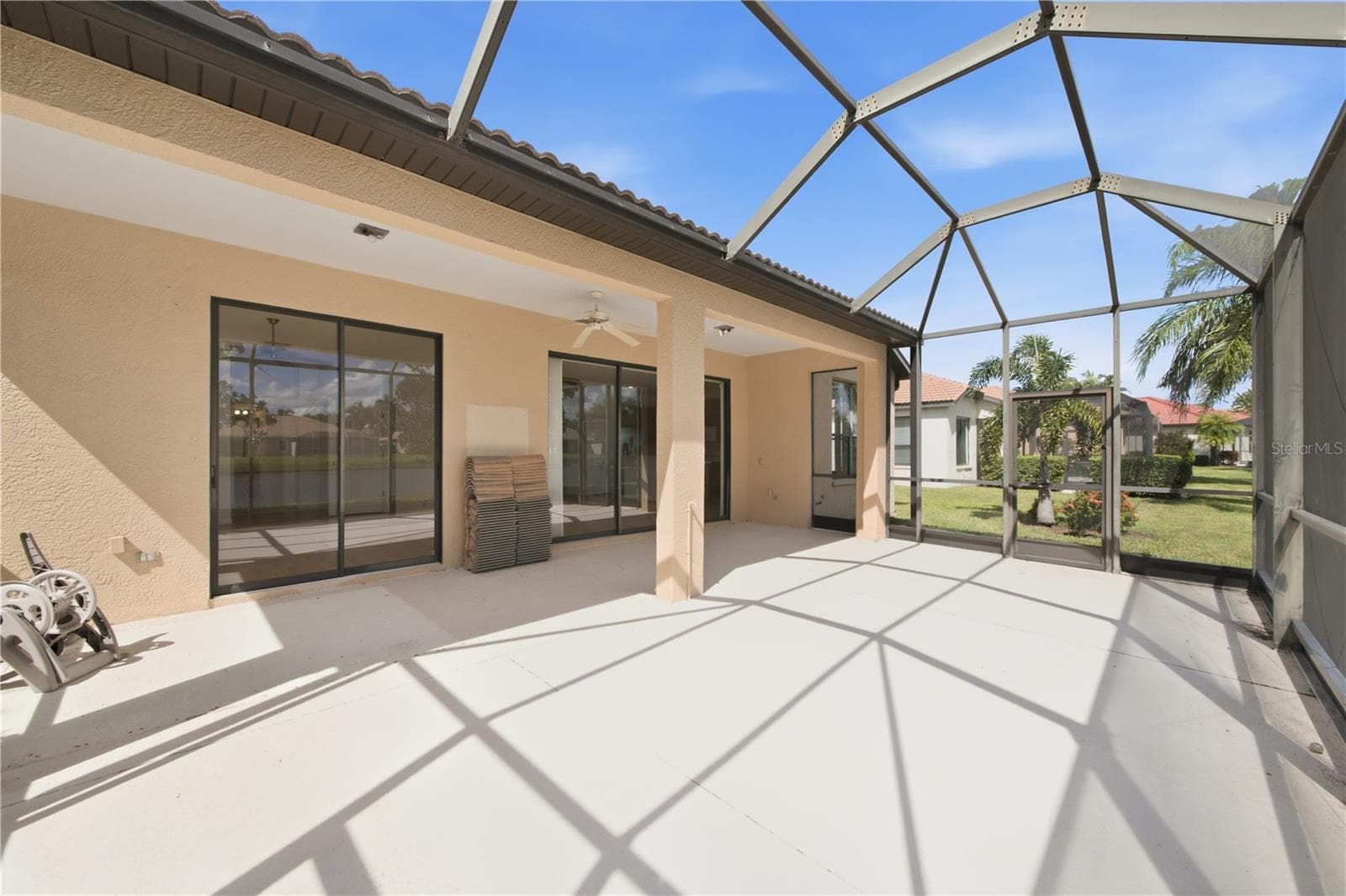 Single Family Residence at 8013 STIRLING FALLS CIR, SARASOTA, photo 40 of 56