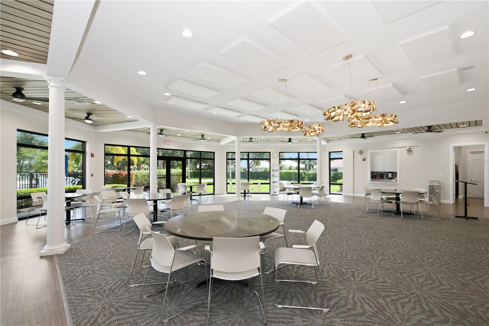 Single Family Residence at 8013 STIRLING FALLS CIR, SARASOTA, photo 49 of 56