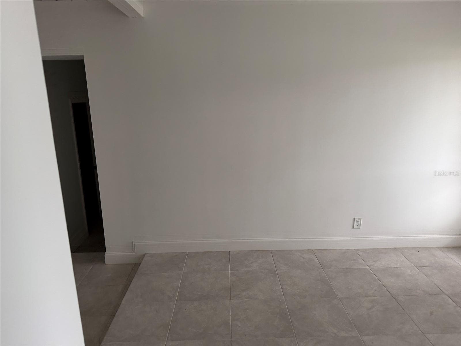 Office at 6044 SE AGNEW RD, BELLEVIEW, photo 12 of 30