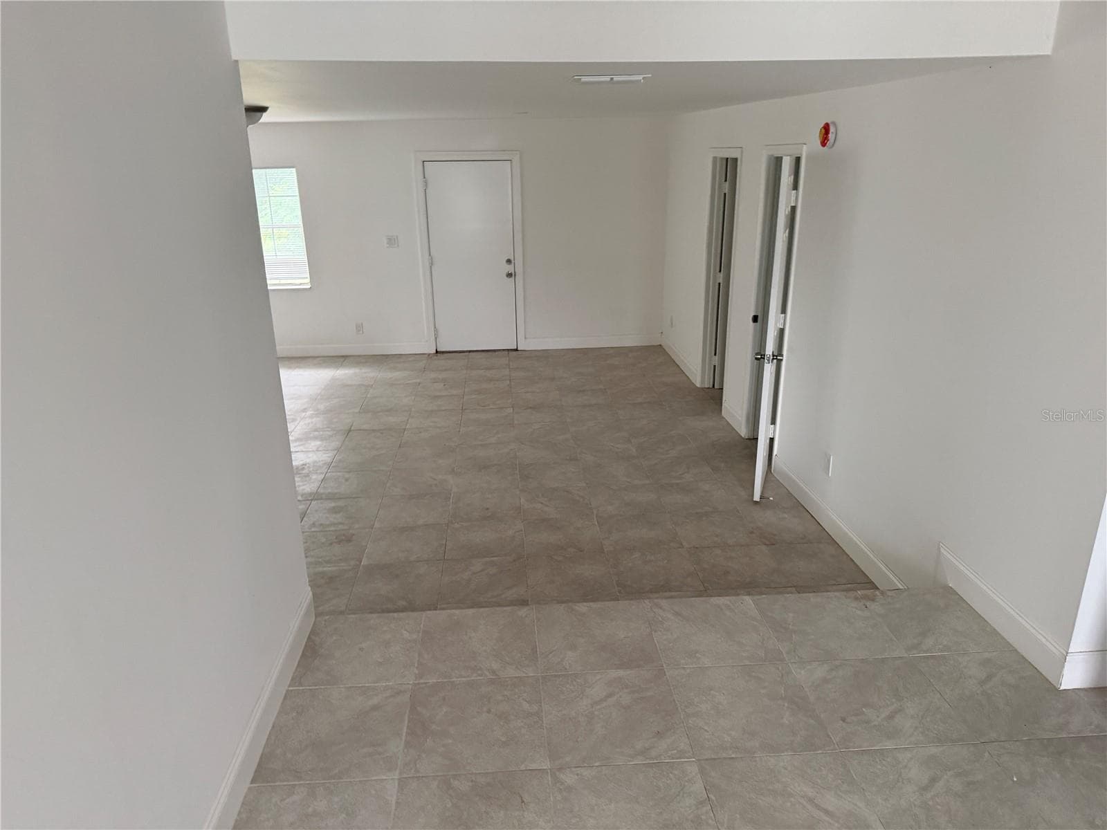 Office at 6044 SE AGNEW RD, BELLEVIEW, photo 14 of 30