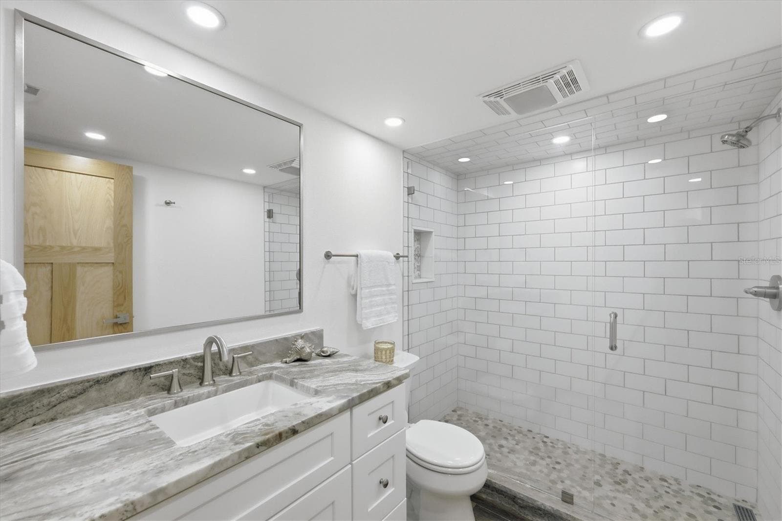 Condominium at 6000 BOCA GRANDE CSWY #D40 & Slip #4, BOCA GRANDE, photo 22 of 62