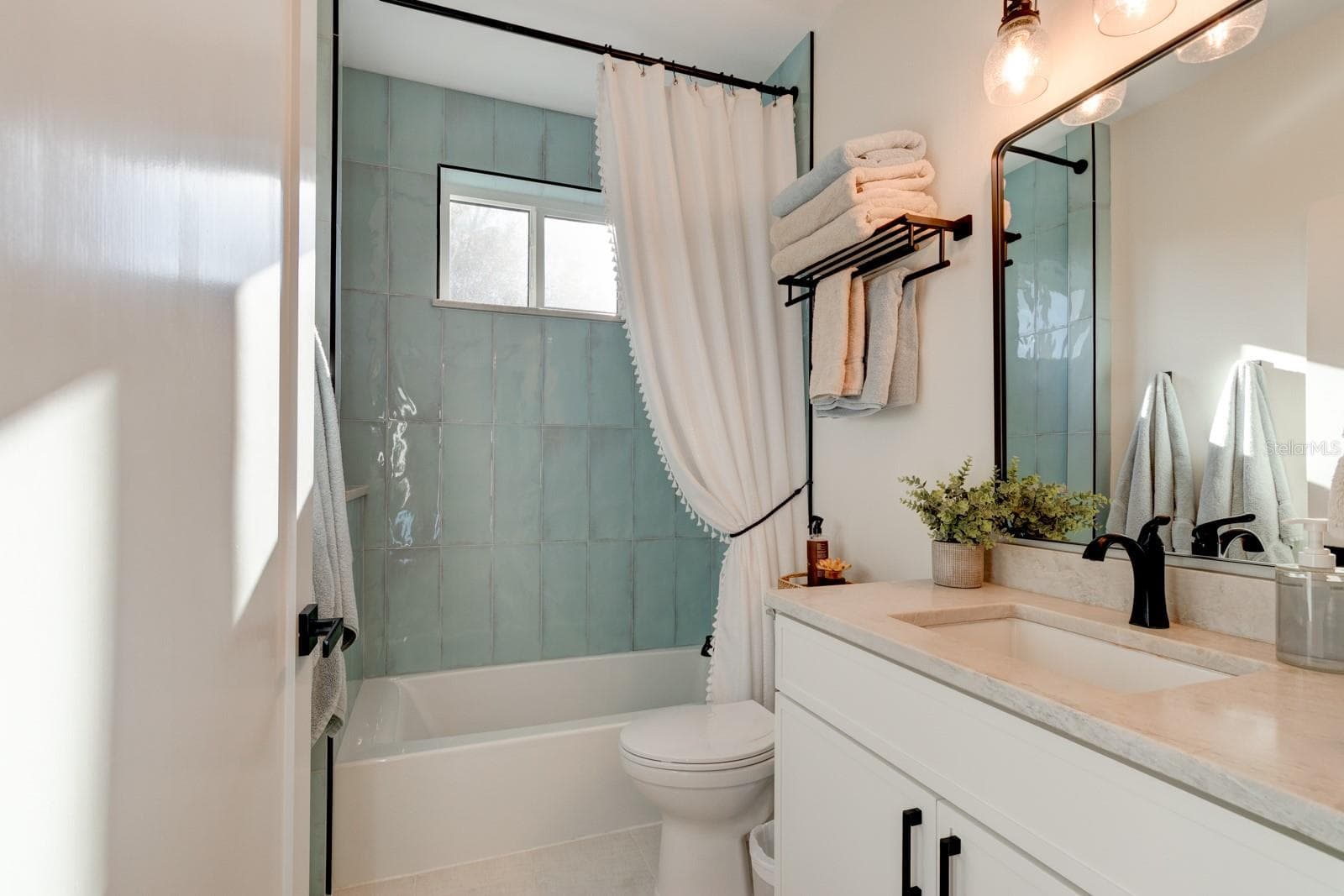 Single Family Residence at 2795 SUNSET DR, NEW SMYRNA BEACH, photo 36 of 43