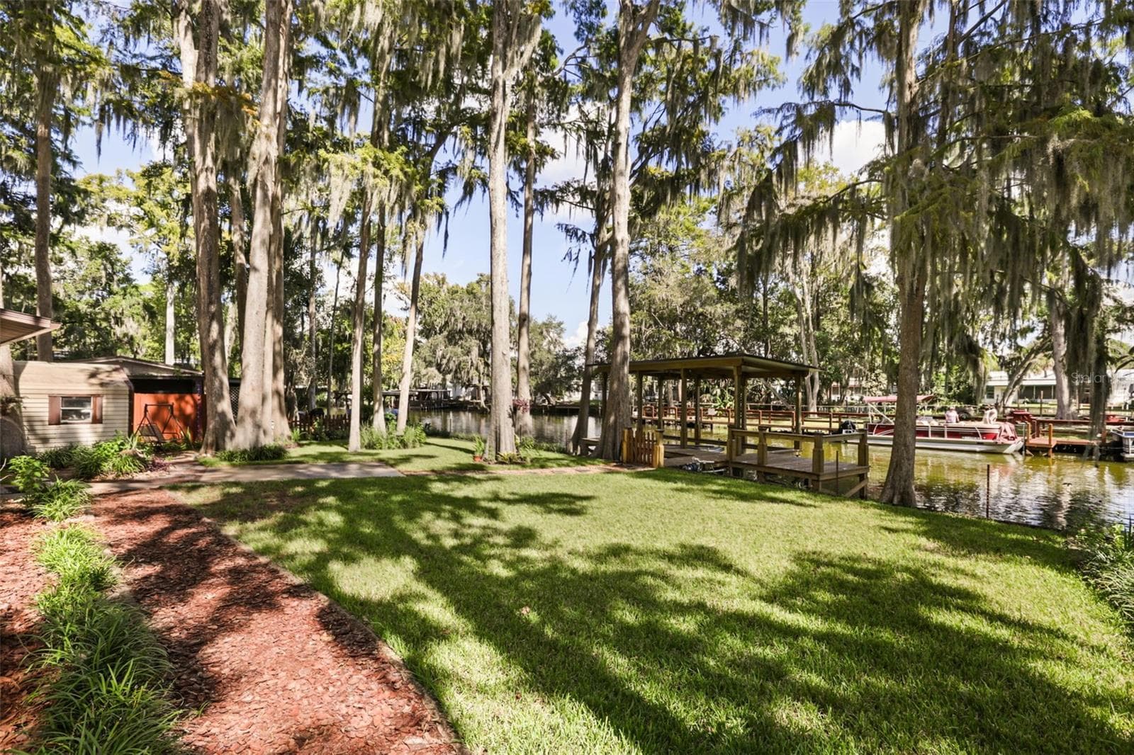 Single Family Residence at 1080 FOREST DR, TAVARES, photo 30 of 47