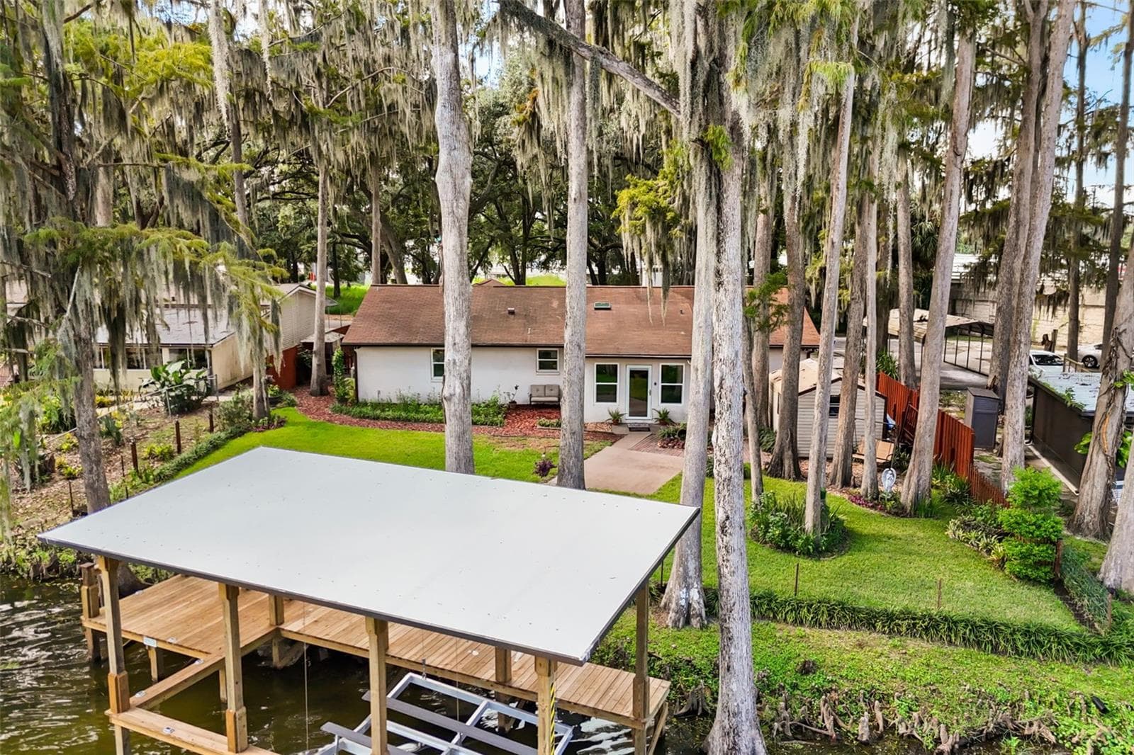 Single Family Residence at 1080 FOREST DR, TAVARES, photo 44 of 47