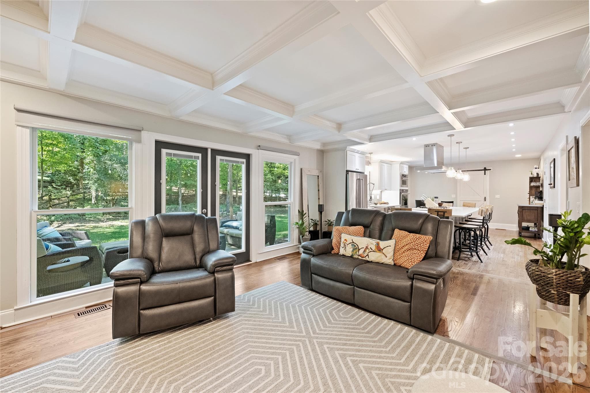 Single Family Residence at 5525 Lancelot Drive, Charlotte, photo 4 of 50
