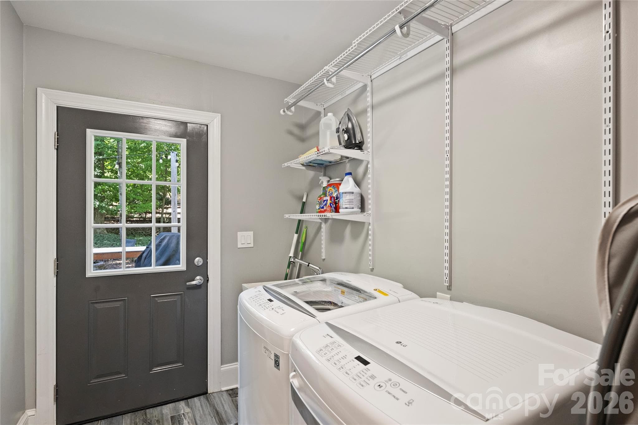 Single Family Residence at 5525 Lancelot Drive, Charlotte, photo 19 of 50