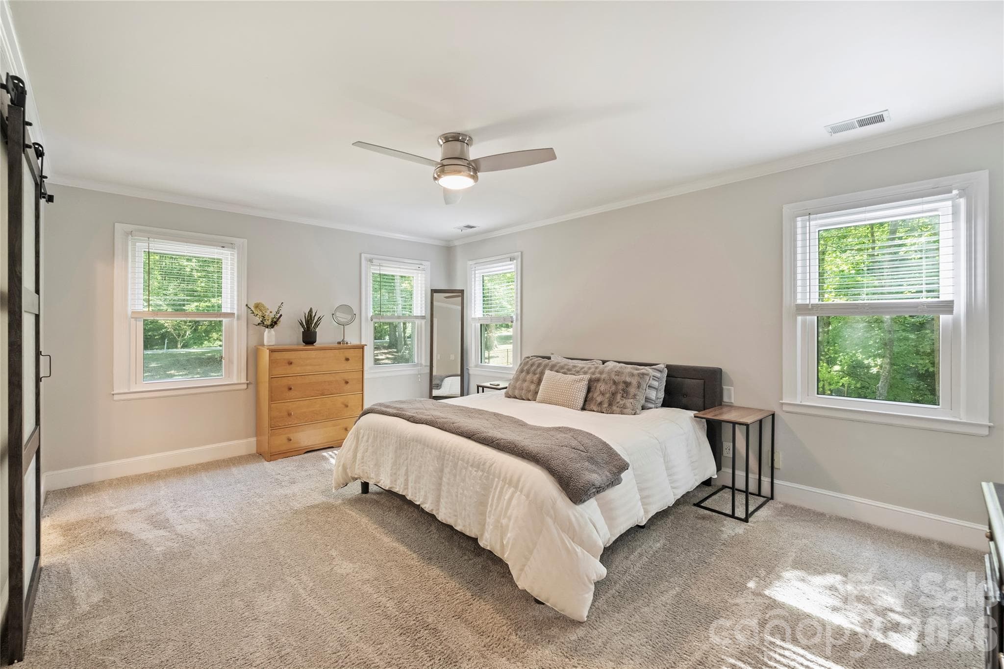 Single Family Residence at 5525 Lancelot Drive, Charlotte, photo 32 of 50