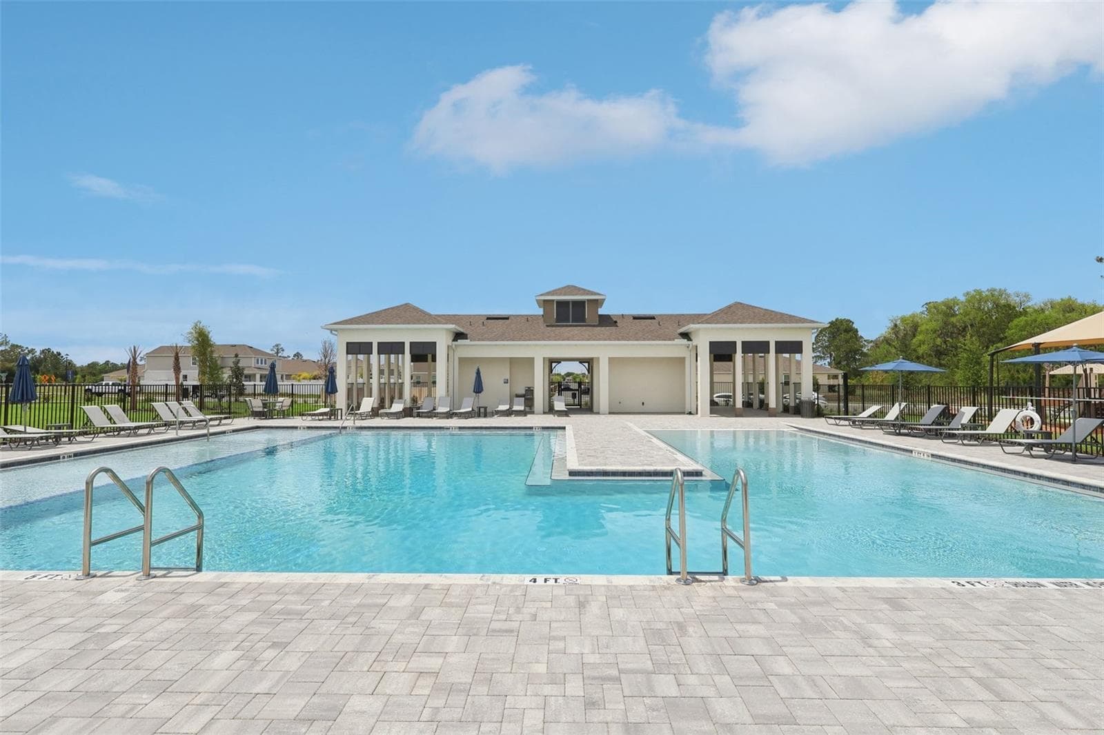 Community Pool - 1856 LATTICE WAY, ST CLOUD