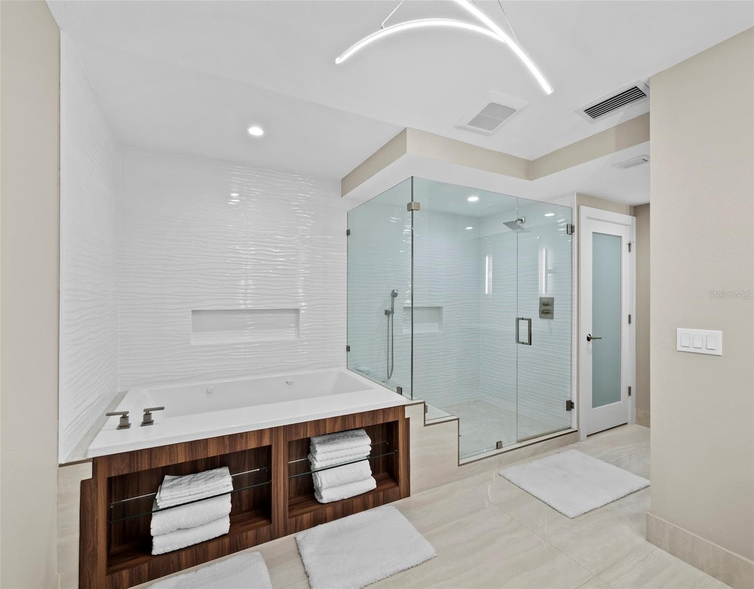 Condominium at 3060 GRAND BAY BLVD #124, LONGBOAT KEY, photo 26 of 56