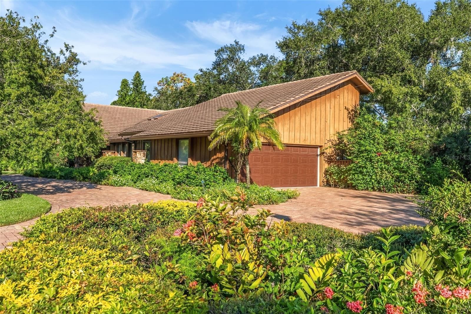 Single Family Residence at 5122 KESTRAL PARK S, SARASOTA, photo 3 of 46