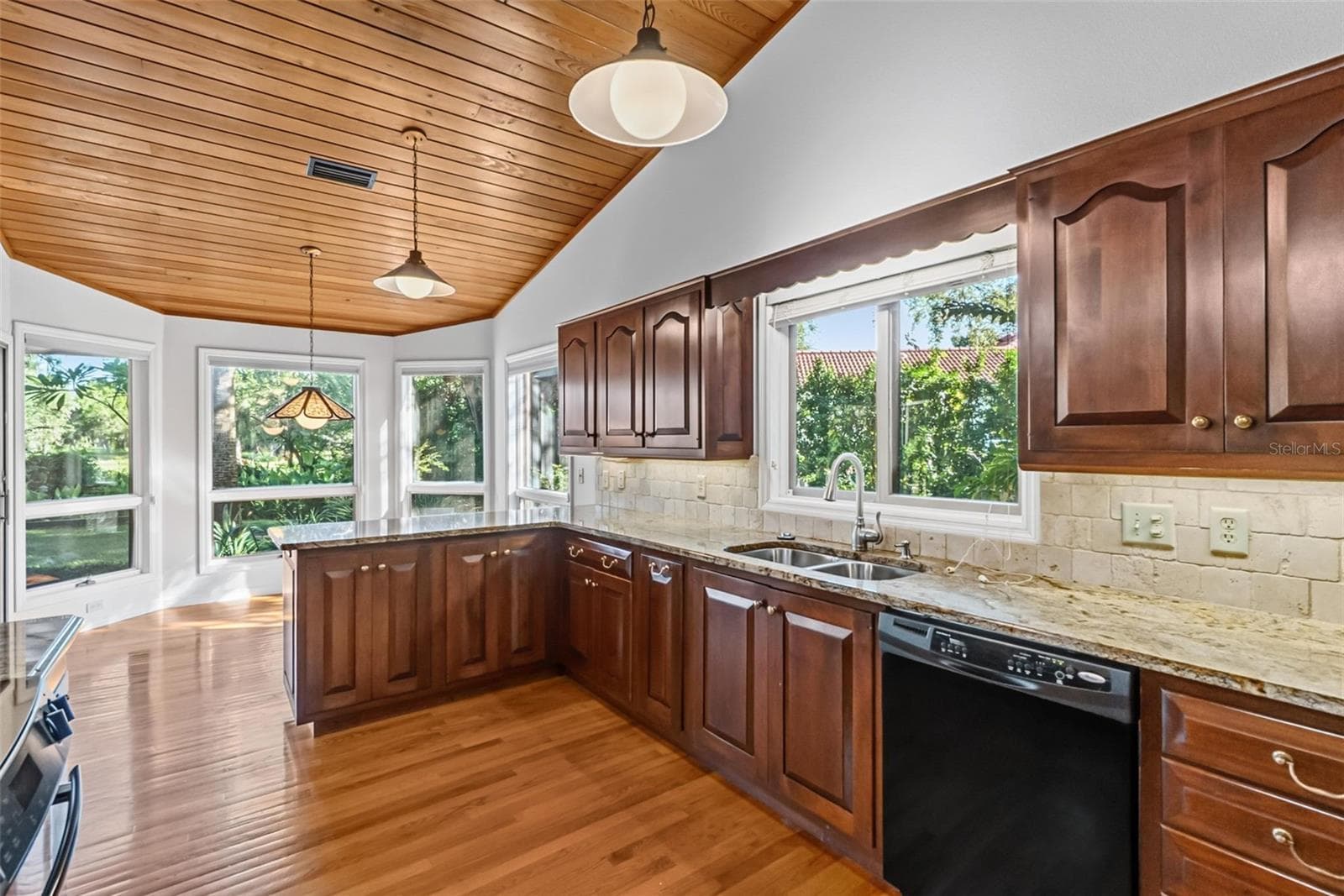Single Family Residence at 5122 KESTRAL PARK S, SARASOTA, photo 12 of 46