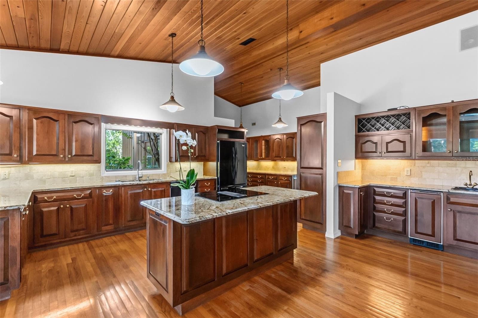 Single Family Residence at 5122 KESTRAL PARK S, SARASOTA, photo 15 of 46
