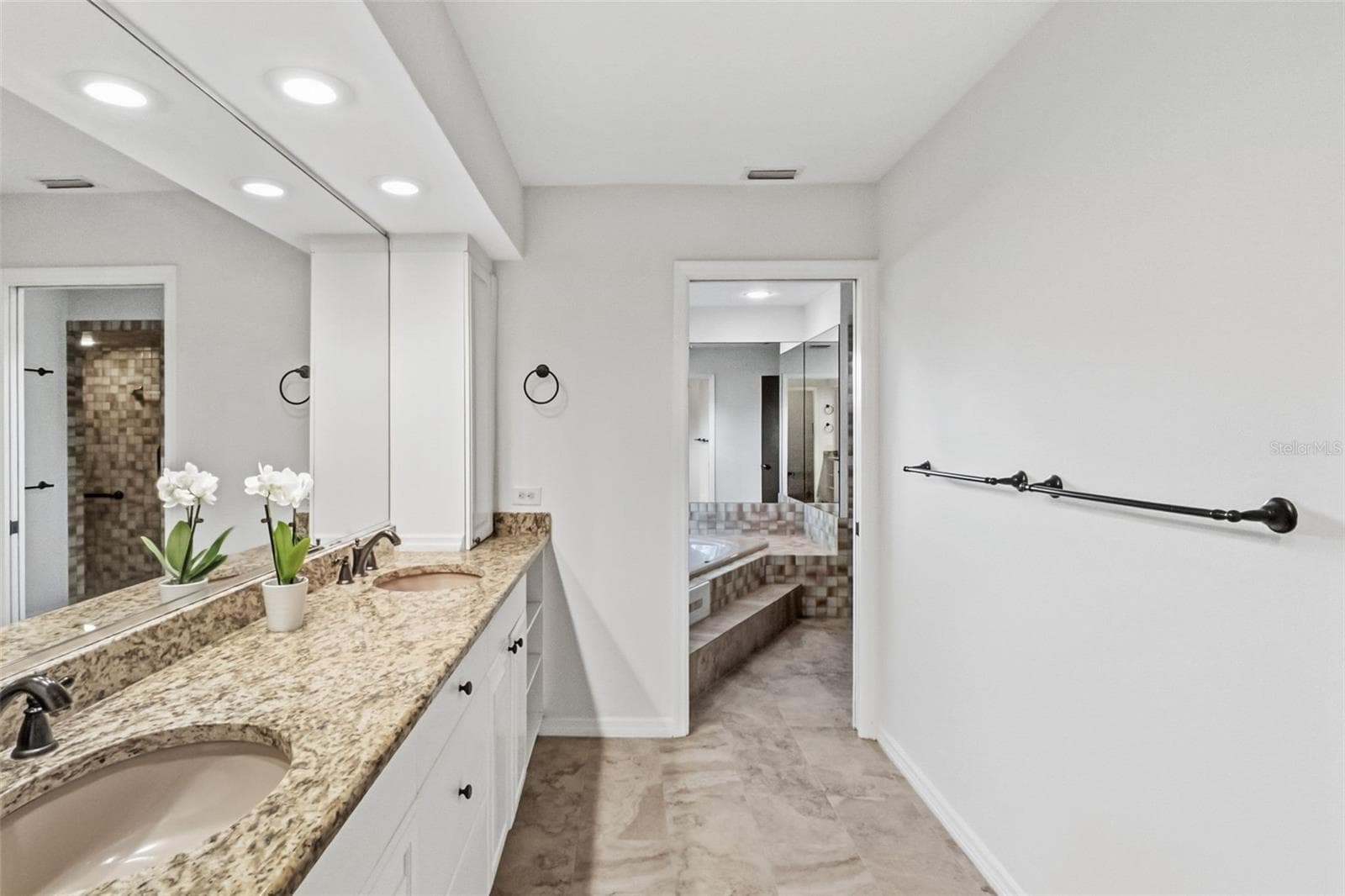 Single Family Residence at 5122 KESTRAL PARK S, SARASOTA, photo 32 of 46