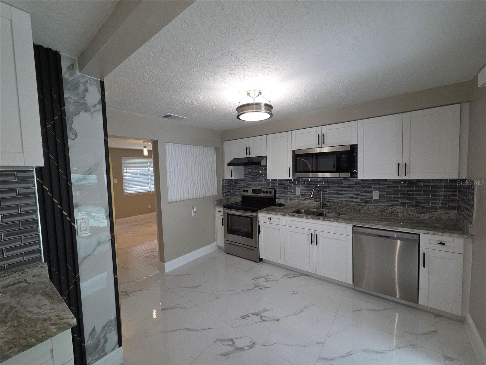 Single Family Residence at 3129 BALDWIN AVE, SARASOTA, photo 19 of 46