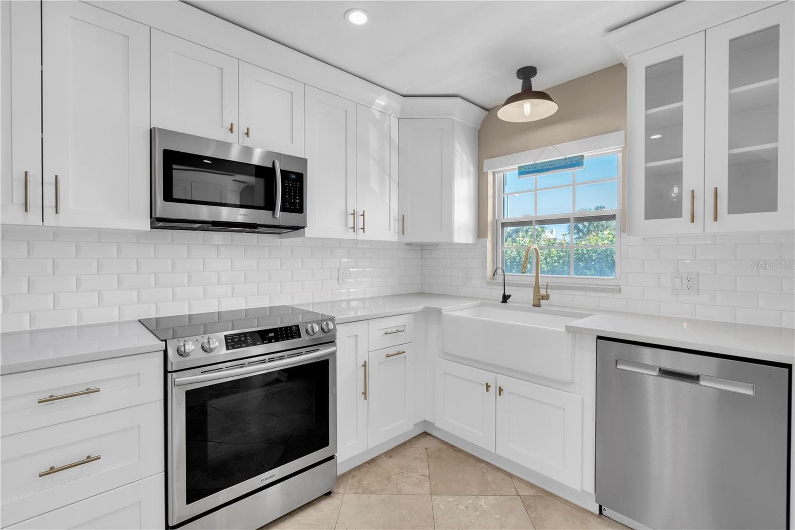 Townhouse at 9154 BLIND PASS RD, ST PETE BEACH, photo 15 of 52